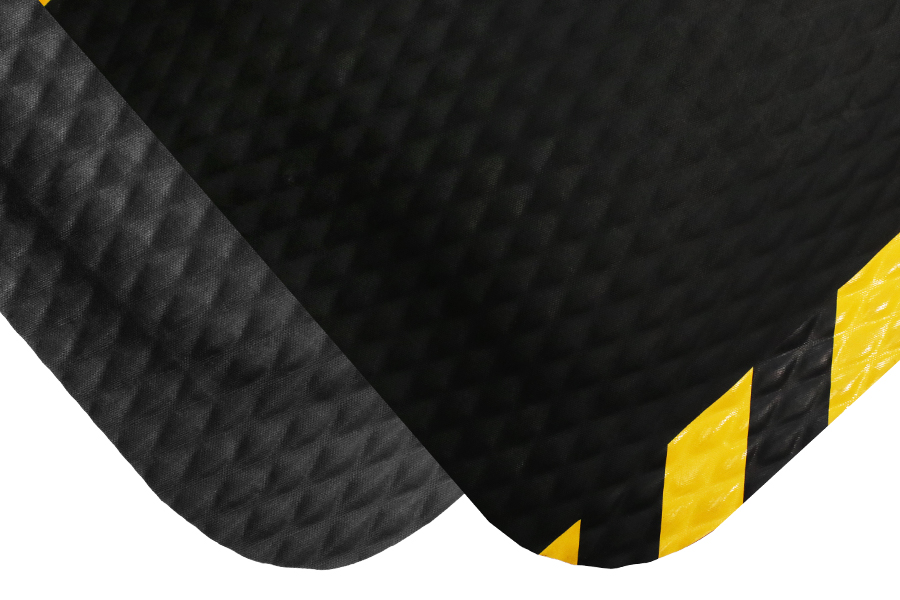 Hog Heaven Anti-Fatigue Mat, 
5/8&quot; Thick, 3&#39;x5&#39;, Black w/ 
OSHA-approved caution yellow 
boarders on two sides